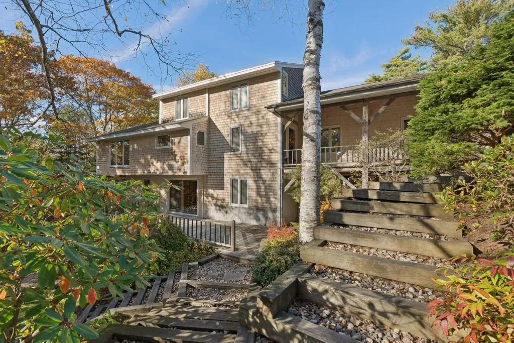 136 Bethel Point Road Harpswell ME 04079