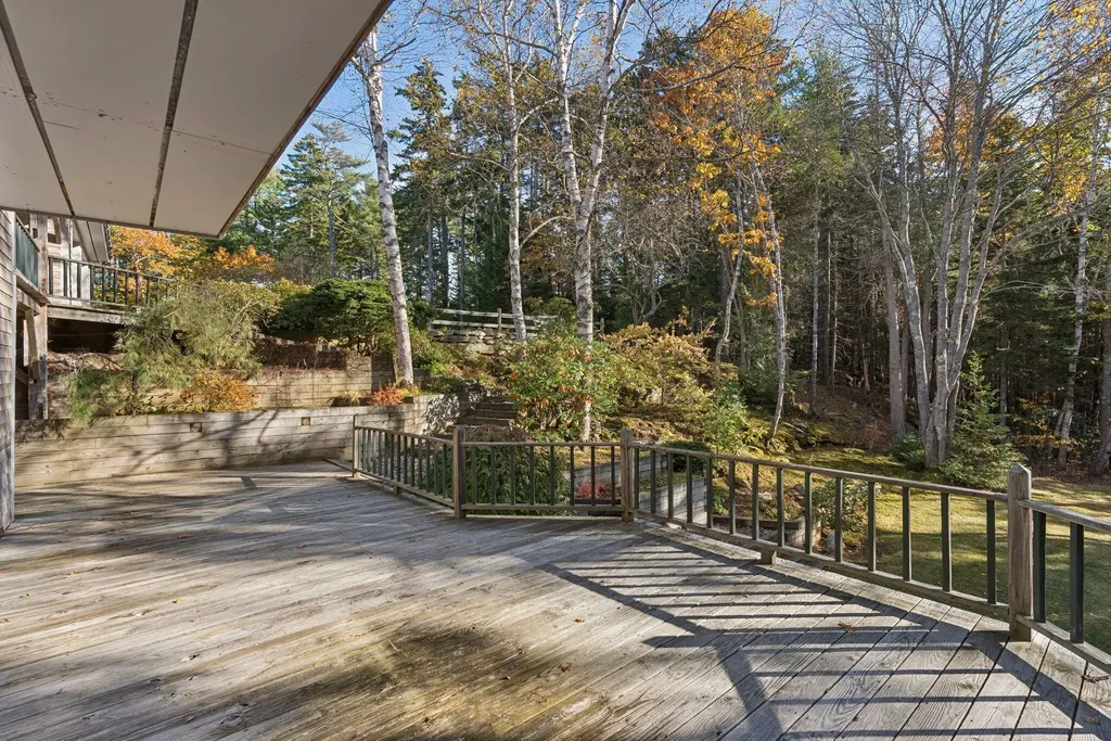136 Bethel Point Road Harpswell ME 04079