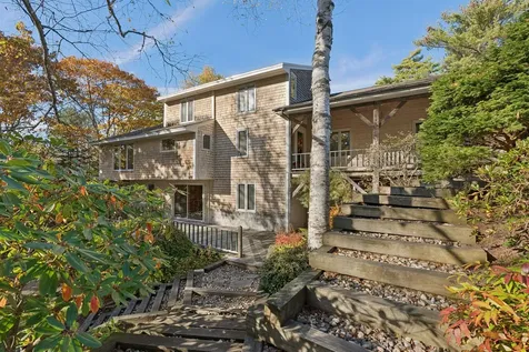 136 Bethel Point Road Harpswell ME 04079