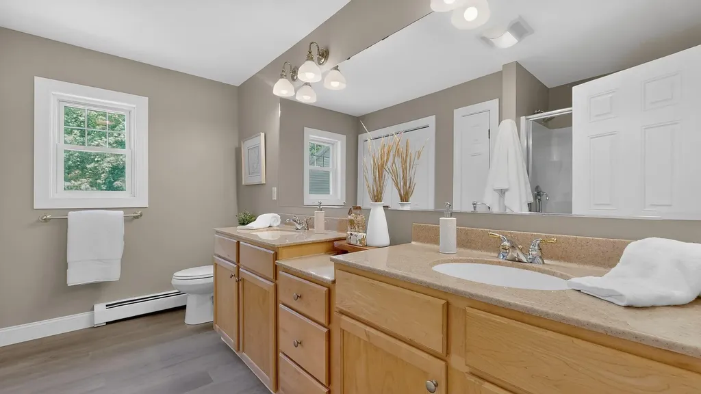 15 Jarita Court Portland ME 04103