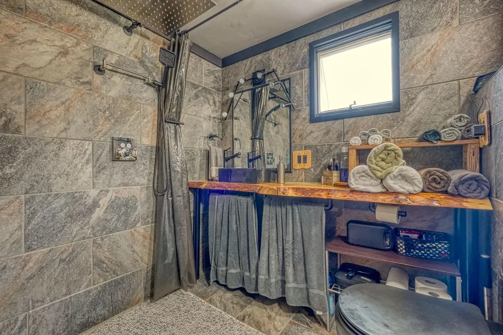 26 Spencer Road Benton ME 04901