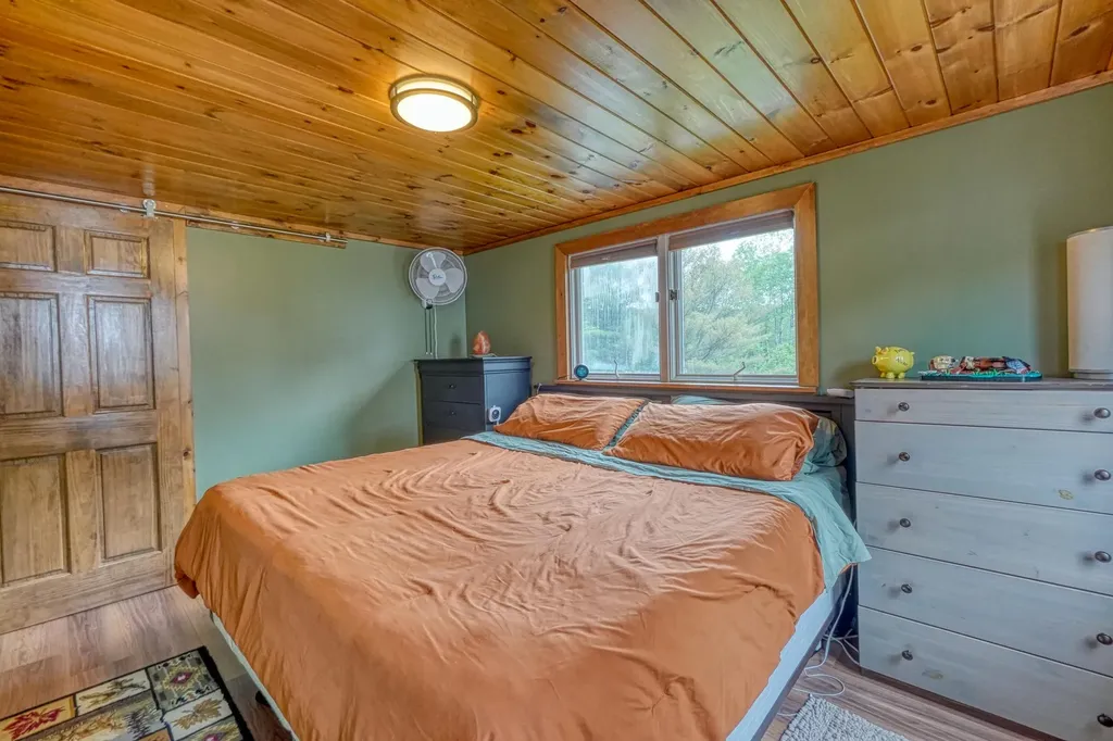 26 Spencer Road Benton ME 04901