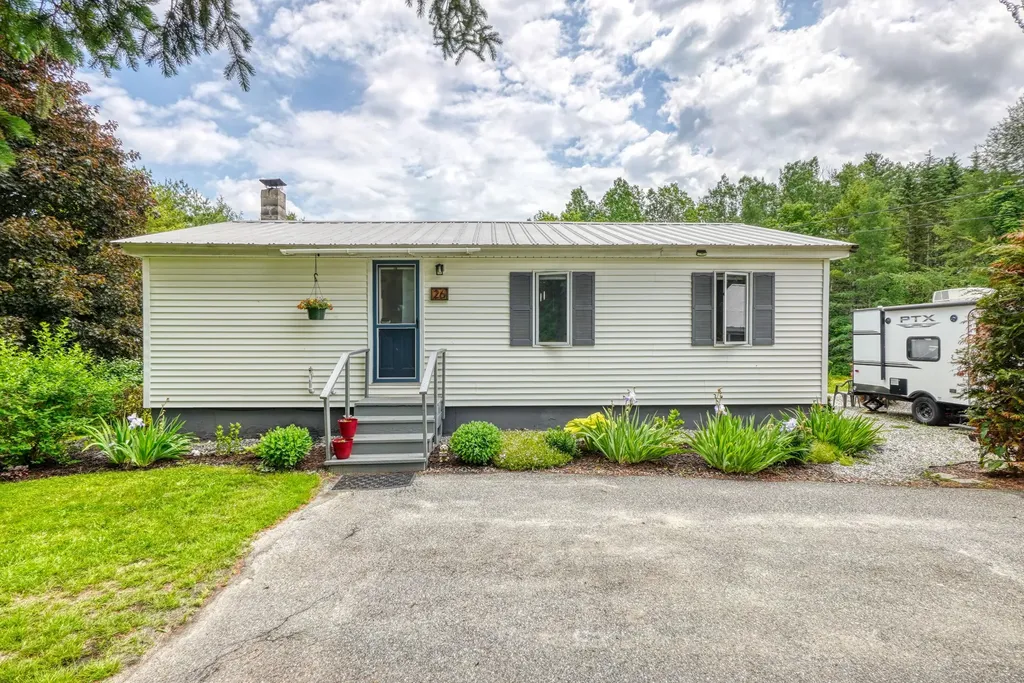 26 Spencer Road Benton ME 04901