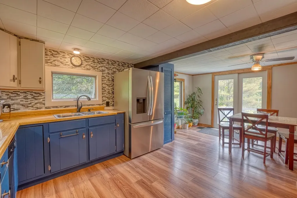 26 Spencer Road Benton ME 04901