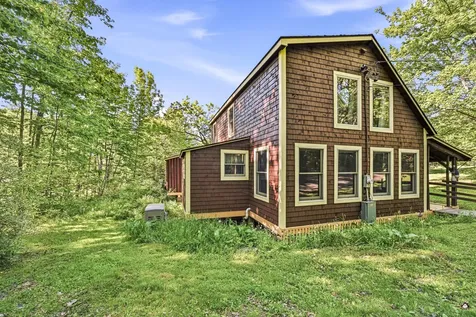 19 Foster Lane Belgrade ME 04917