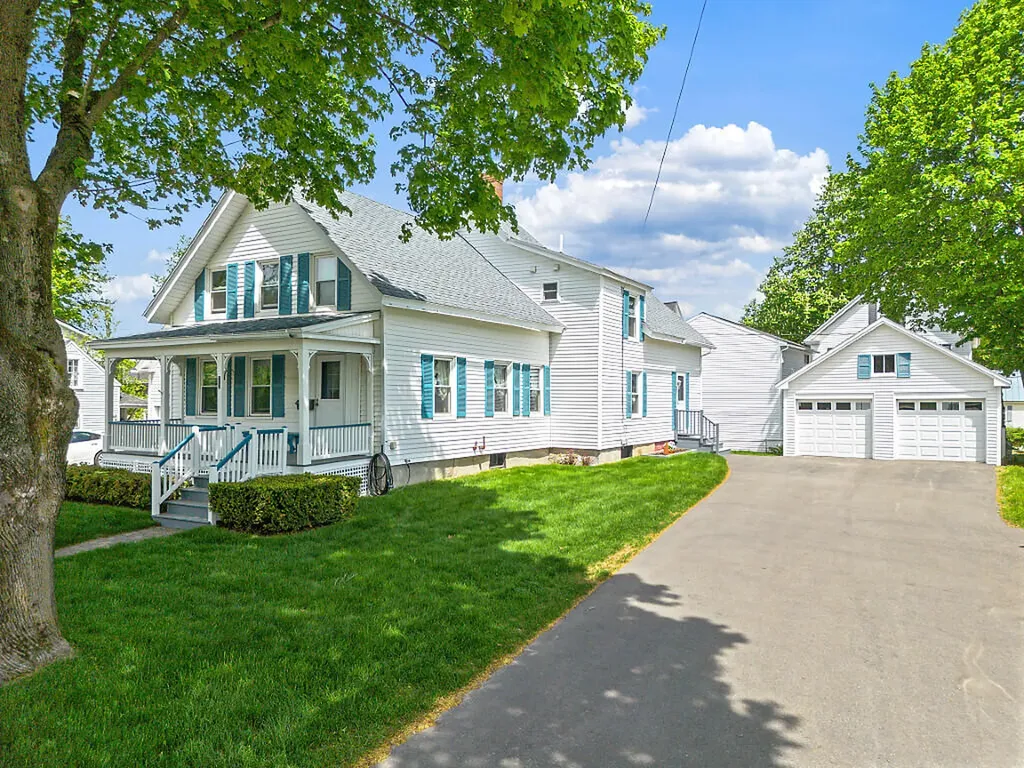 73 Eastern Avenue Augusta ME 04330