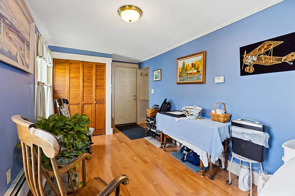 73 Eastern Avenue Augusta ME 04330