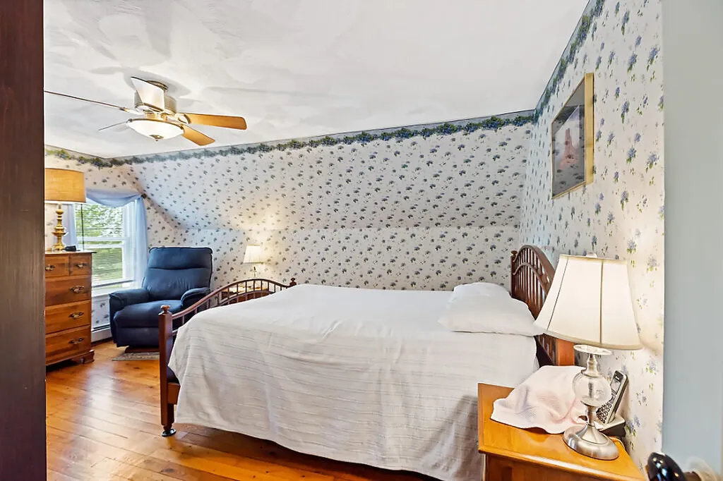 73 Eastern Avenue Augusta ME 04330