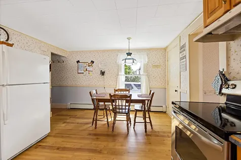73 Eastern Avenue Augusta ME 04330