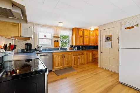 73 Eastern Avenue Augusta ME 04330