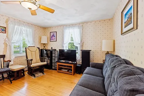 73 Eastern Avenue Augusta ME 04330