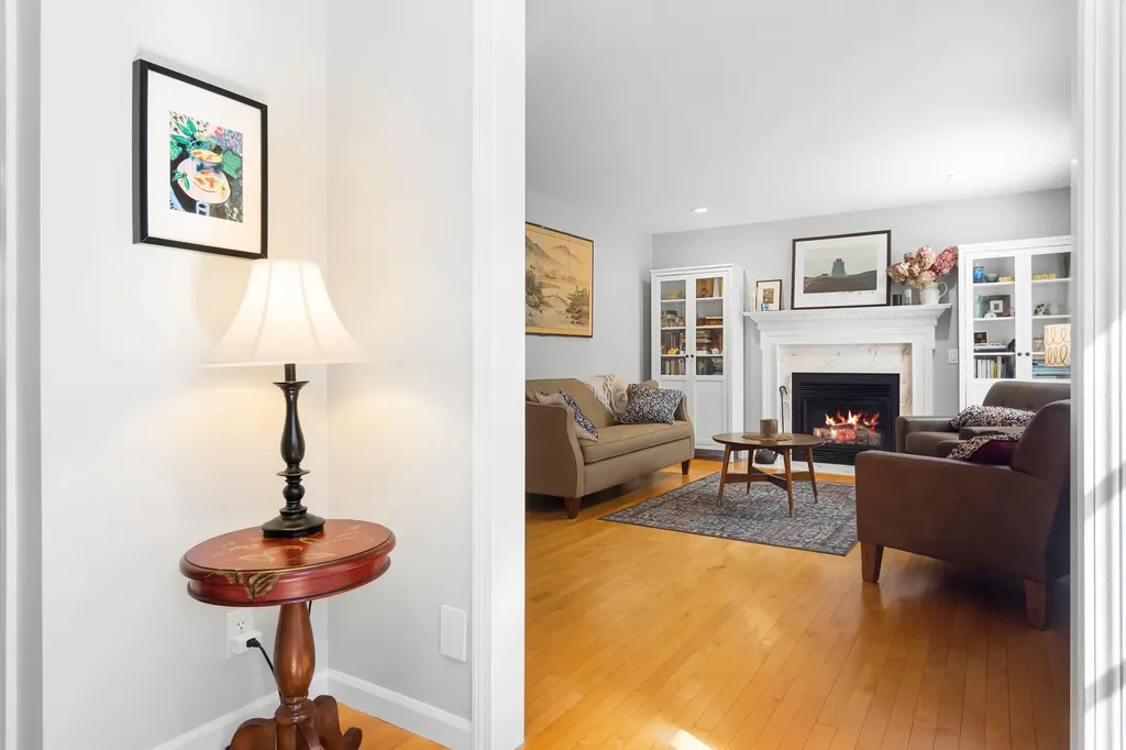 20 Forest Glen Drive Rockport ME 04856