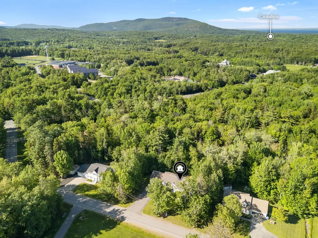 20 Forest Glen Drive Rockport ME 04856