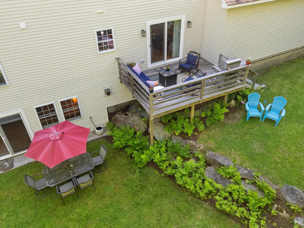20 Forest Glen Drive Rockport ME 04856