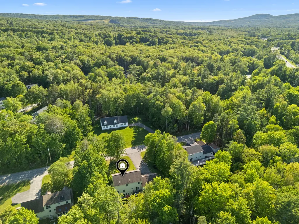 20 Forest Glen Drive Rockport ME 04856