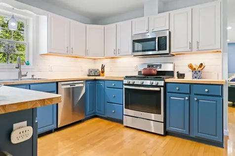 20 Forest Glen Drive Rockport ME 04856