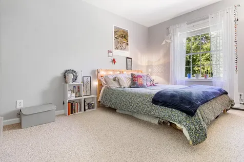20 Forest Glen Drive Rockport ME 04856