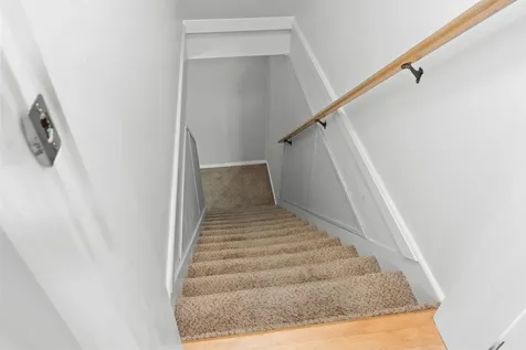 20 Forest Glen Drive Rockport ME 04856