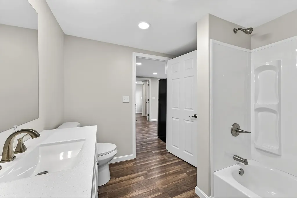 21 Hicks Road Augusta ME 04330