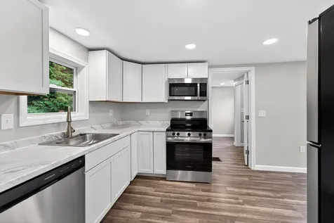21 Hicks Road Augusta ME 04330