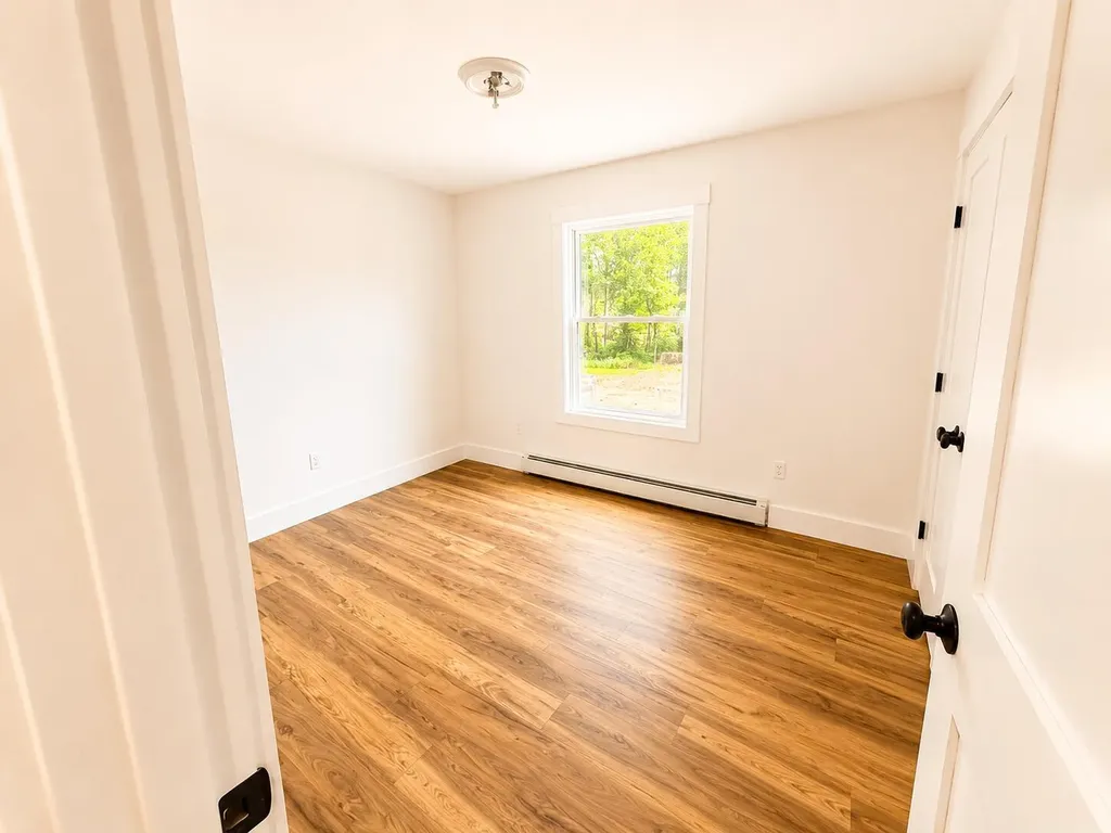 91 Berry Road Saco ME 04072