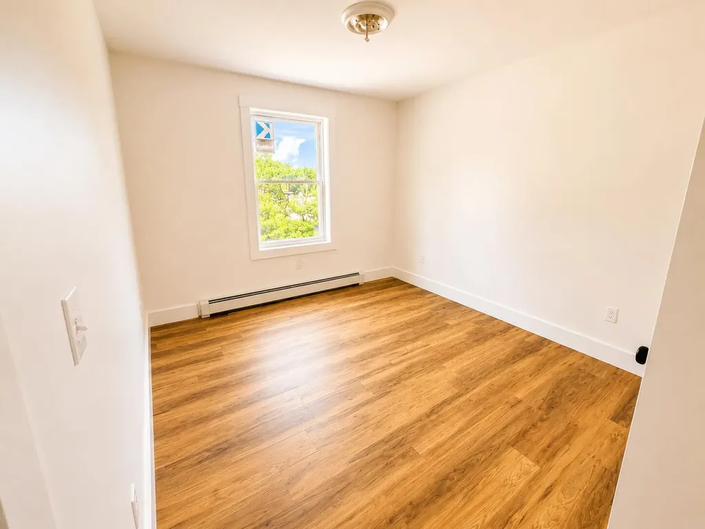 91 Berry Road Saco ME 04072