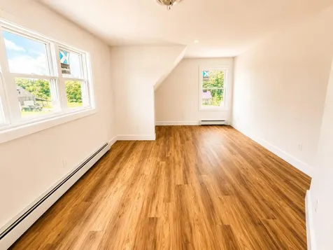 91 Berry Road Saco ME 04072