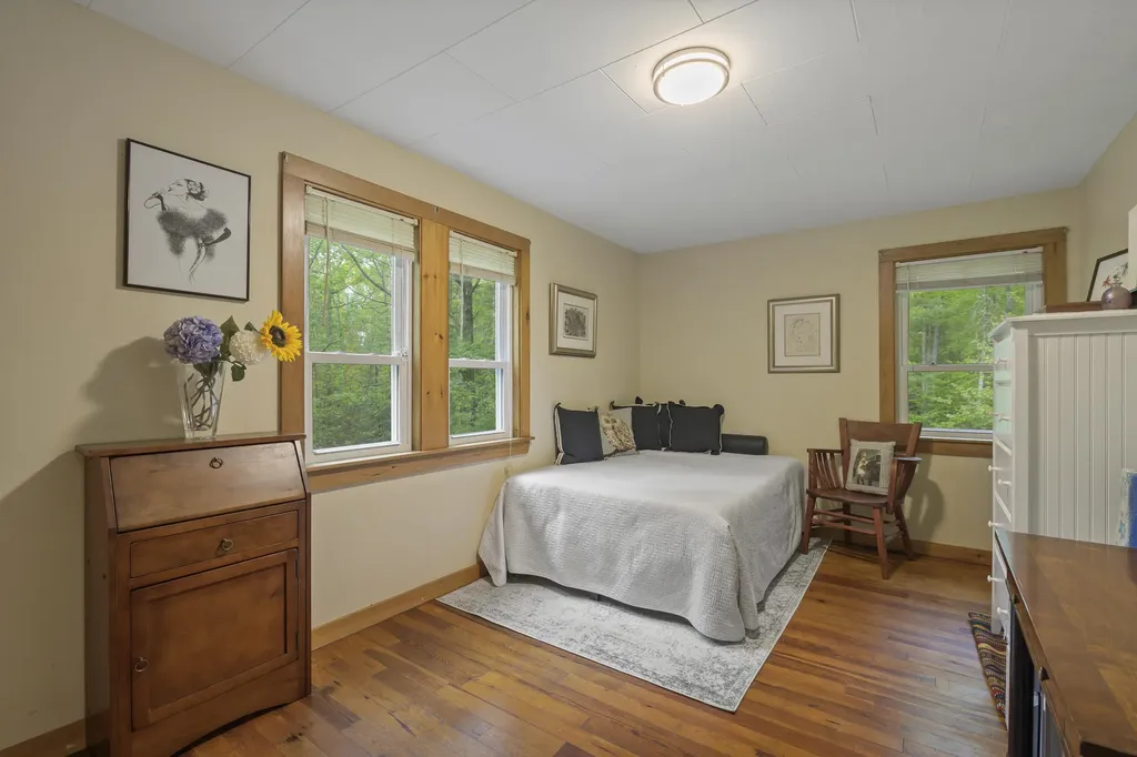 17 Eagle Lane Damariscotta ME 04543