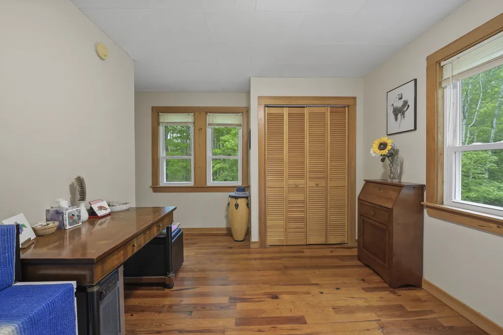 17 Eagle Lane Damariscotta ME 04543