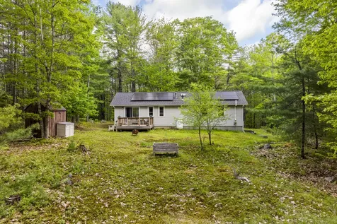 17 Eagle Lane Damariscotta ME 04543
