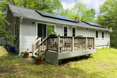17 Eagle Lane Damariscotta ME 04543