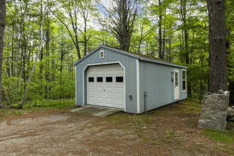 17 Eagle Lane Damariscotta ME 04543