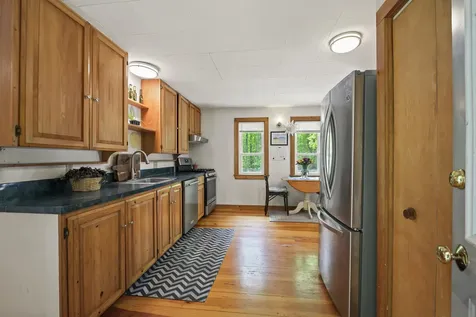 17 Eagle Lane Damariscotta ME 04543