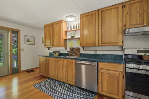 17 Eagle Lane Damariscotta ME 04543