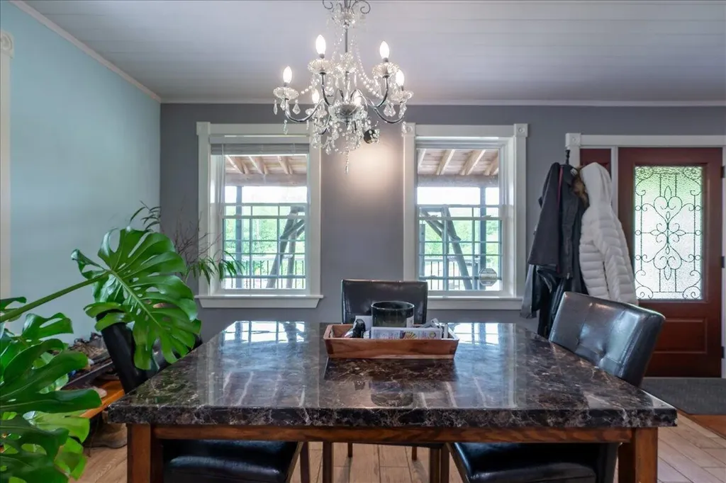 55 Mountain View Extension Rockland ME 04841