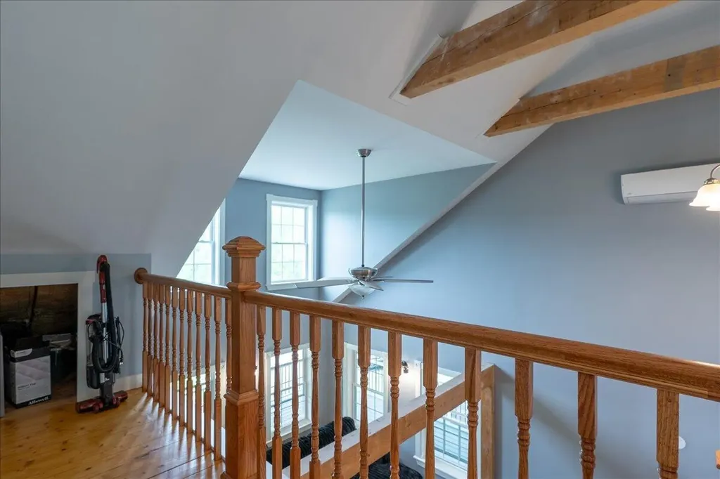 55 Mountain View Extension Rockland ME 04841