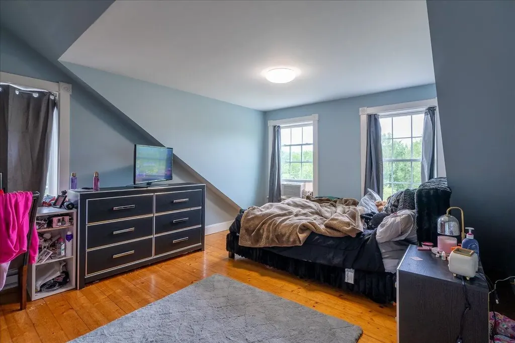 55 Mountain View Extension Rockland ME 04841