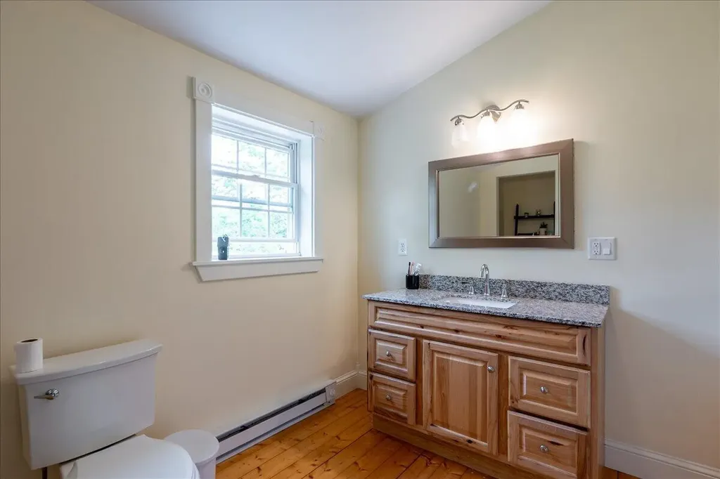 55 Mountain View Extension Rockland ME 04841