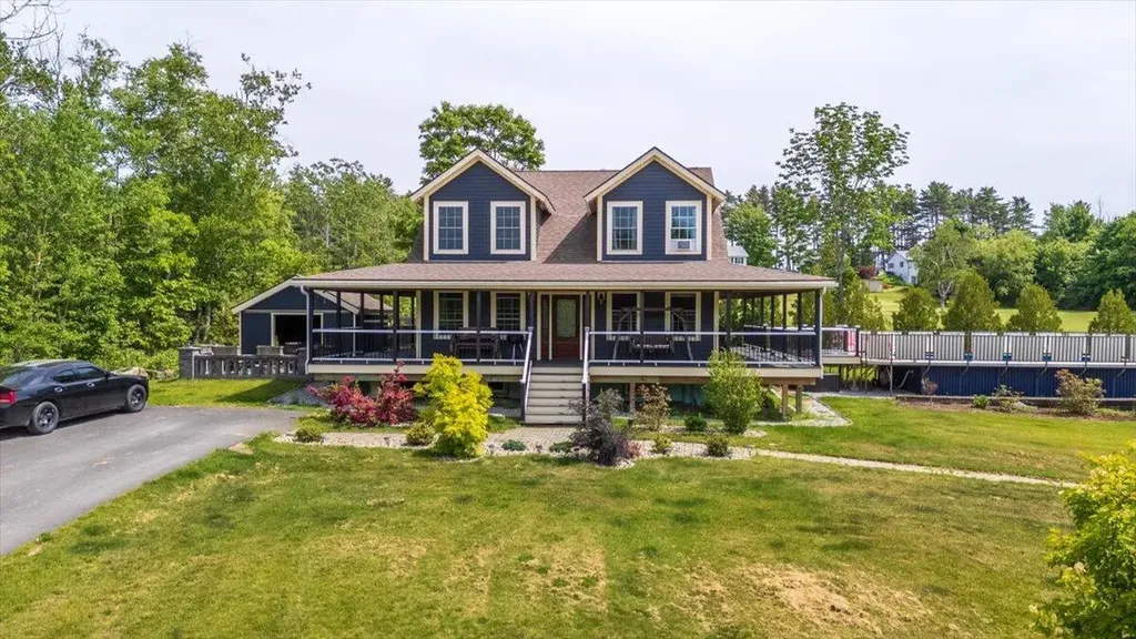 55 Mountain View Extension Rockland ME 04841