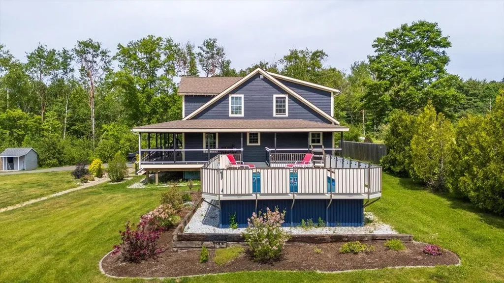 55 Mountain View Extension Rockland ME 04841