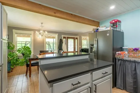 55 Mountain View Extension Rockland ME 04841