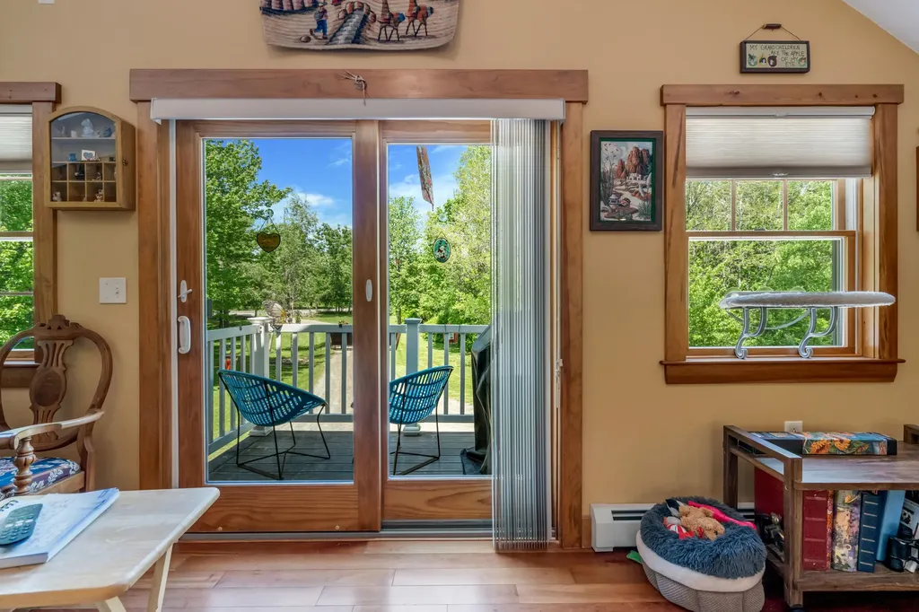 207 N Auburn Road Auburn ME 04210
