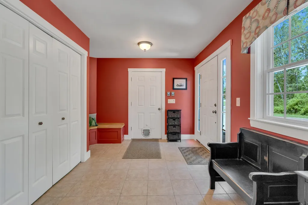 207 N Auburn Road Auburn ME 04210