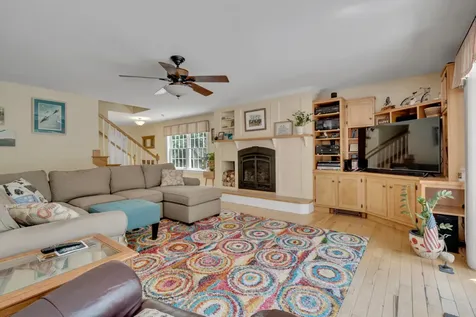 207 N Auburn Road Auburn ME 04210