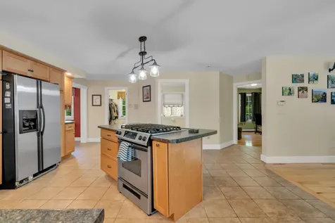 207 N Auburn Road Auburn ME 04210