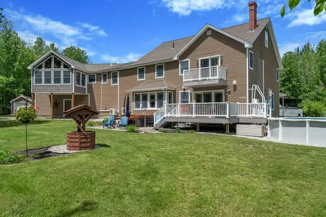 207 N Auburn Road Auburn ME 04210