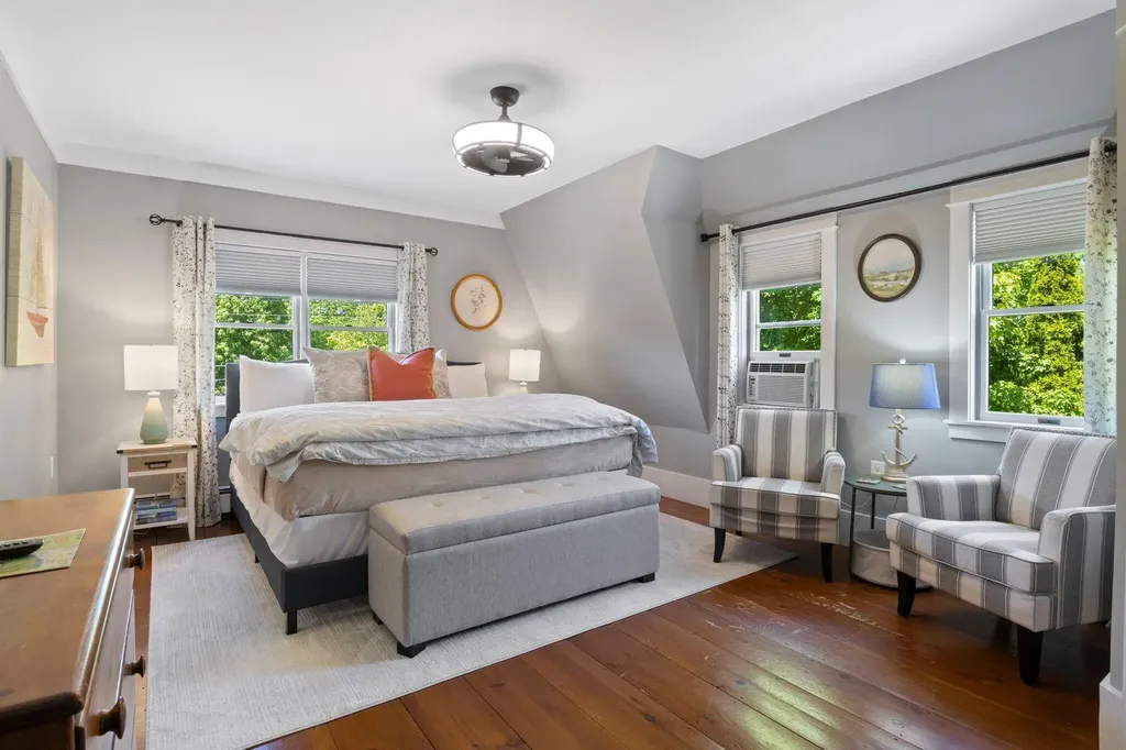 61 Fletcher Street Kennebunk ME 04043