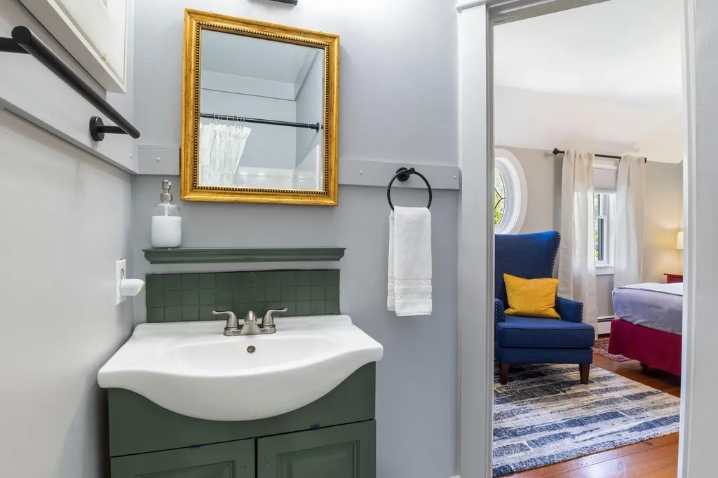 61 Fletcher Street Kennebunk ME 04043