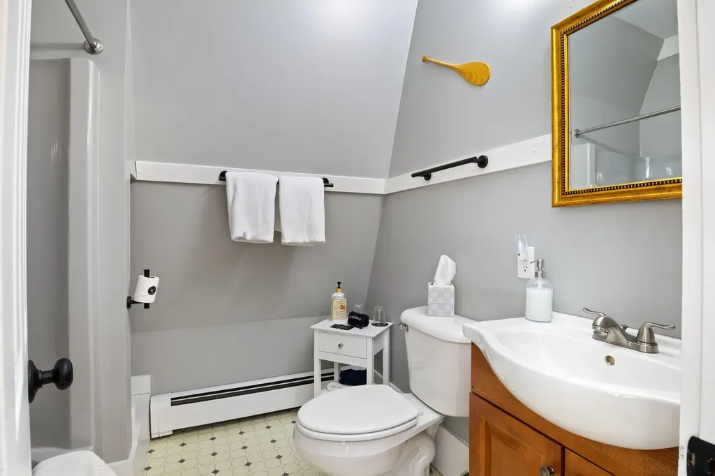 Kennebunk ME 04043