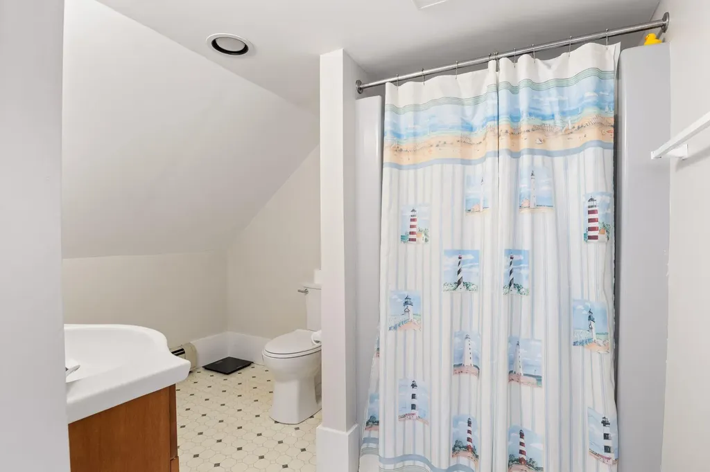 Kennebunk ME 04043